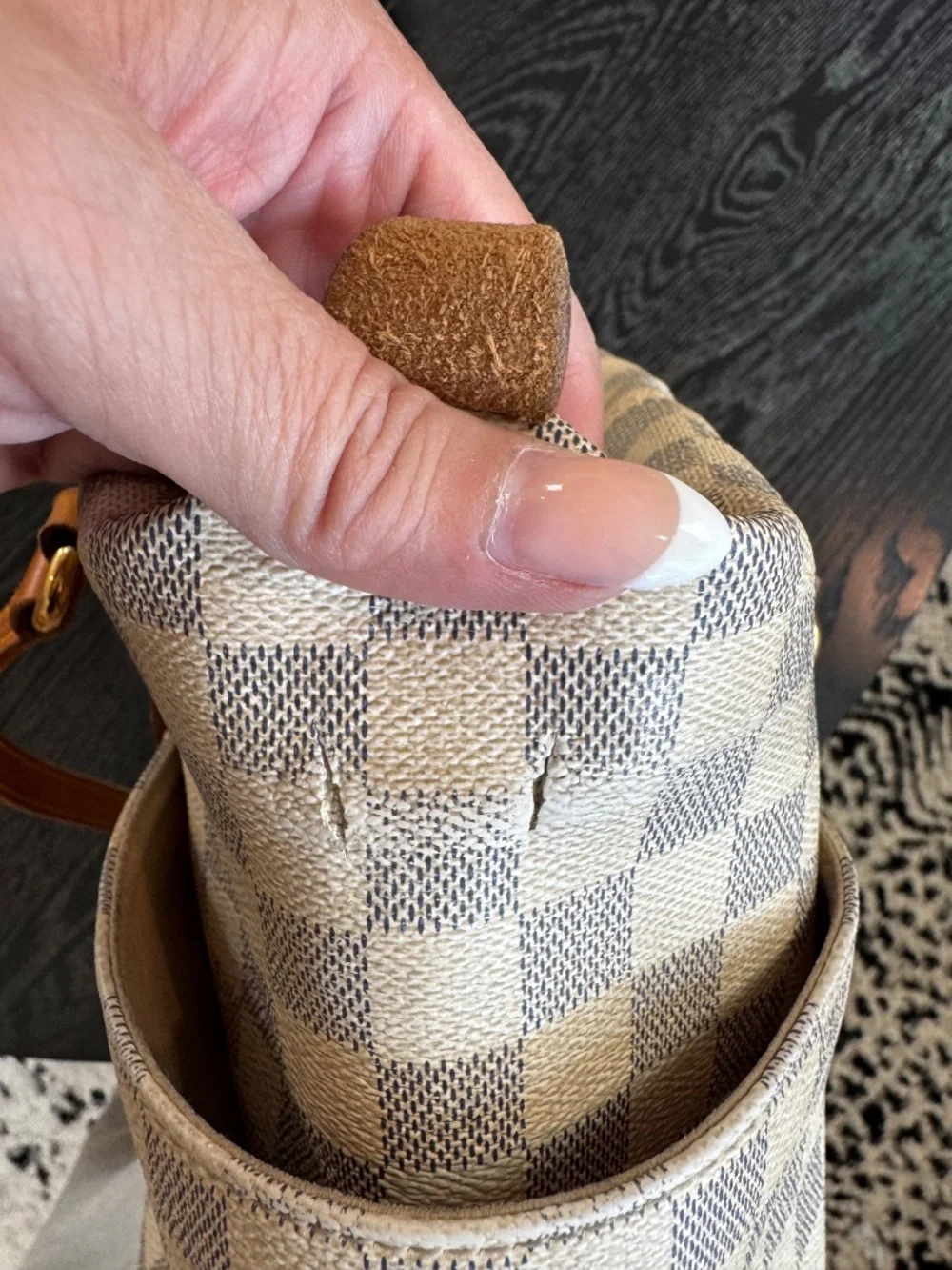 Louis Vuitton Totally MM Azure